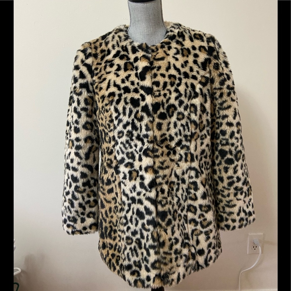Forever21 Faux Fur Leopard Coat size small